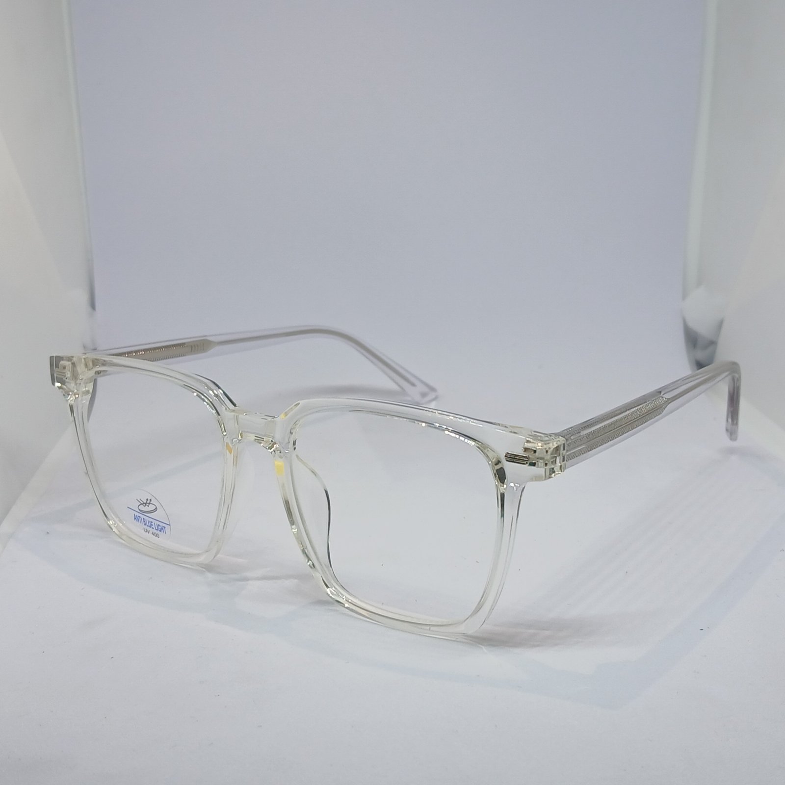 White Transparent Blue-cut Frame With Rod 